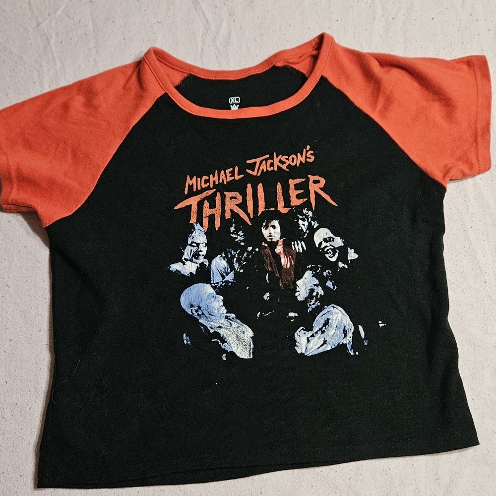 Music Crop Michael Jackson Thriller HOT TOPIC
